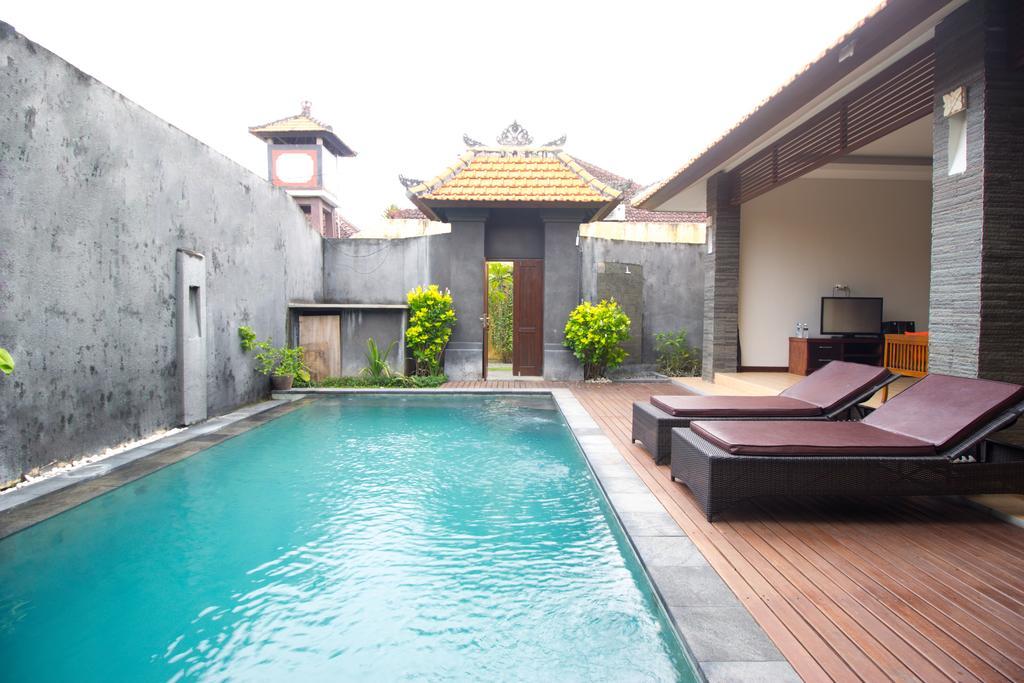 Transera Kirana Villas Seminyak Seminyak (Bali) Exterior photo